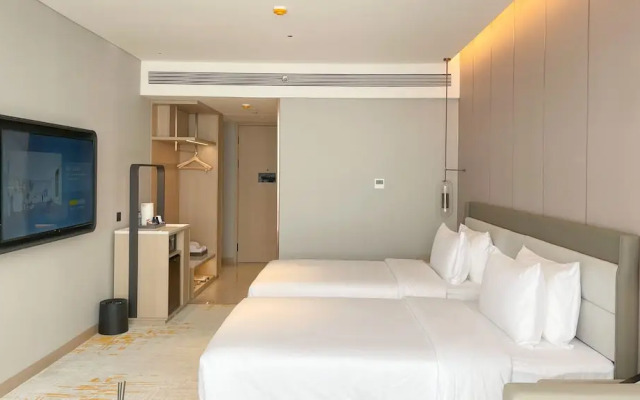 Elong Hotel Jakarta PIK
