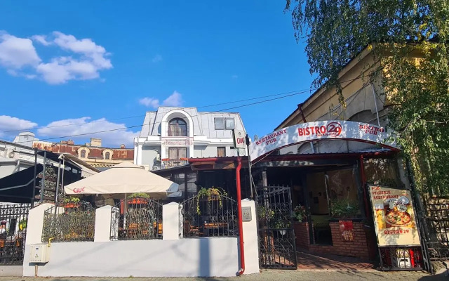 Bistro 29