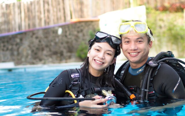 Halo Anilao Dive Resort