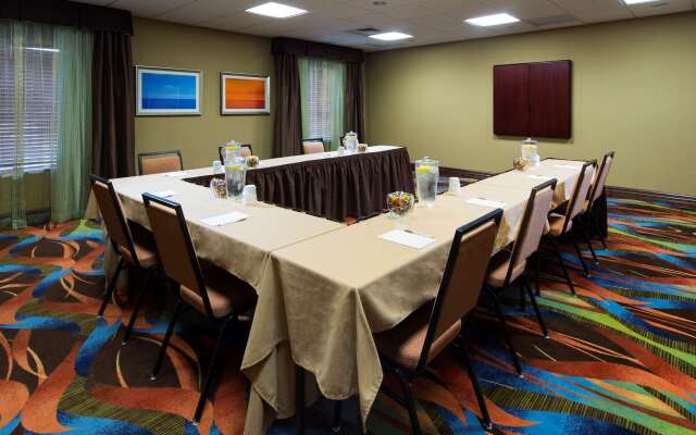 Hampton Inn & Suites Pensacola I-10 N at Univ. Town Plaza