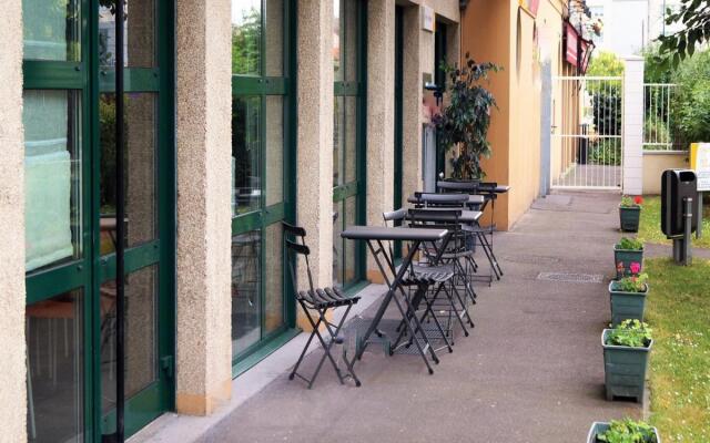 Première Classe Paris Ouest - Gennevilliers Barbanniers