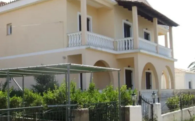 Apartments Mareblue (ex-Silver Nests Apartments)