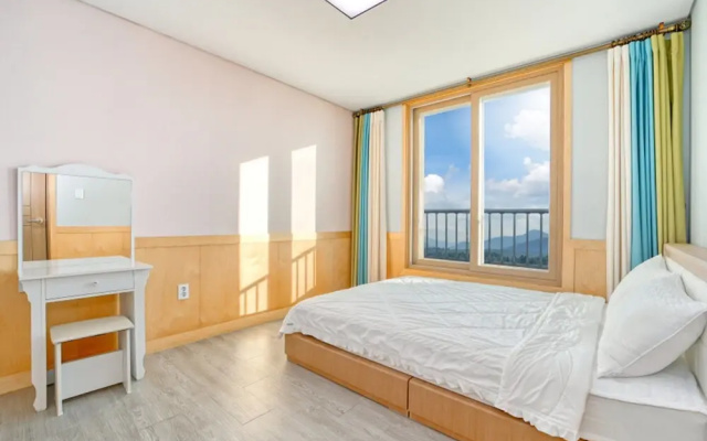Observatory Pension