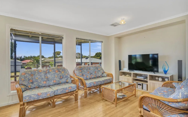 Green Reef Beach House