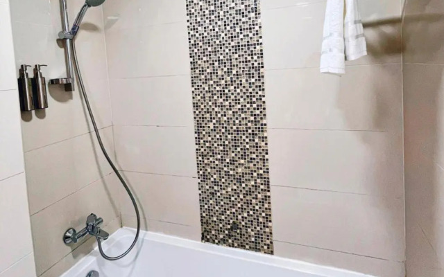 Jewellery Homes in Continental tower Dubai Marina