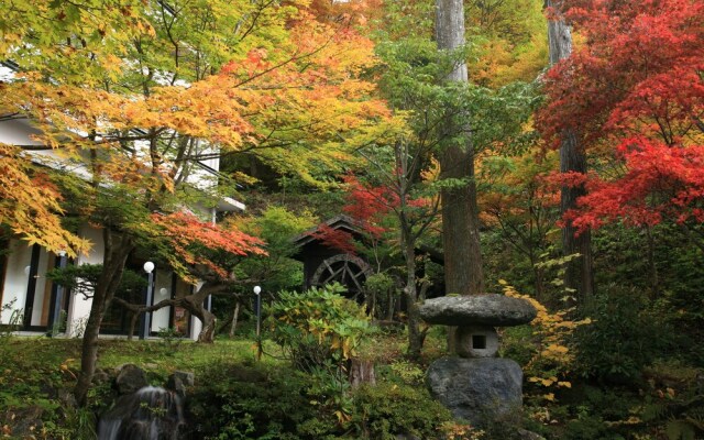 Nukumorino-yado Komanoyu