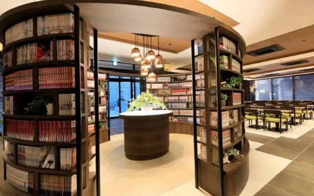 Quintessa Hotel Fukuoka Tenjin Comic & Books