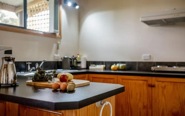 Freycinet Cottage 1