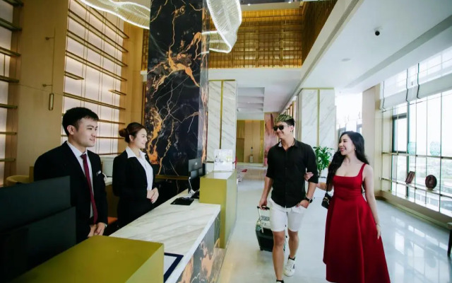 Ramada By Wyndham Vientiane Central