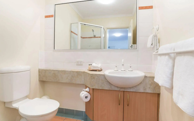 Mid City Luxury Suites