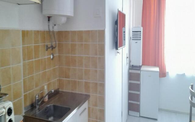 Apartment Central Location