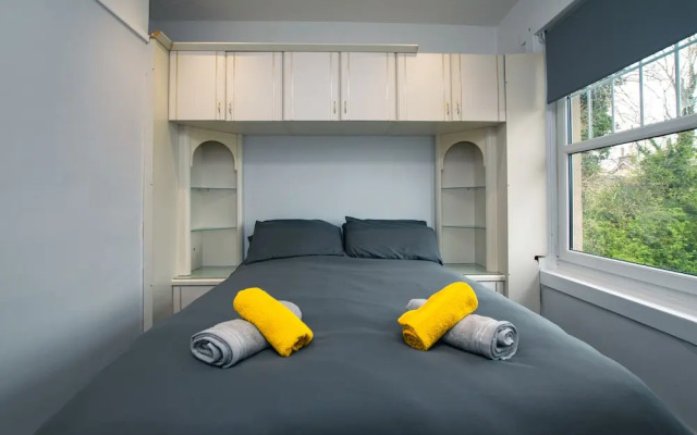 Cosy & Central 2Bd Apartment Milngavie, Glasgow