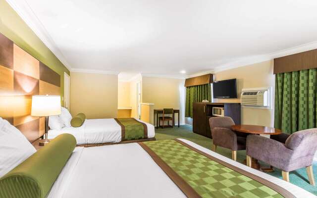 Rodeway Inn & Suites Canyon Lake-Menifee West