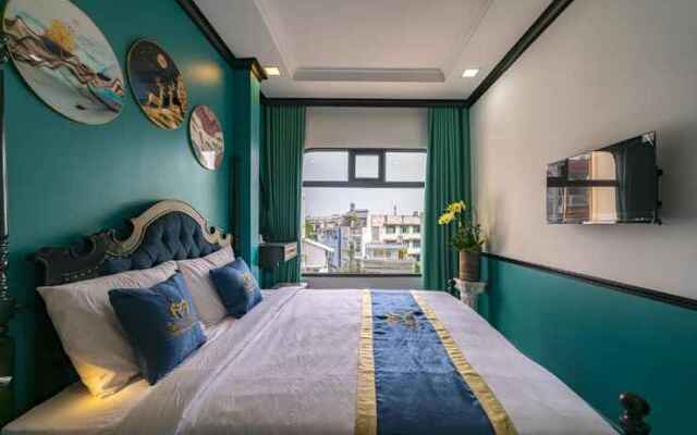 Vy Vy Airport Hotel