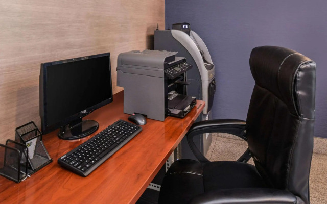 Quality Inn & Suites Montebello - Los Angeles