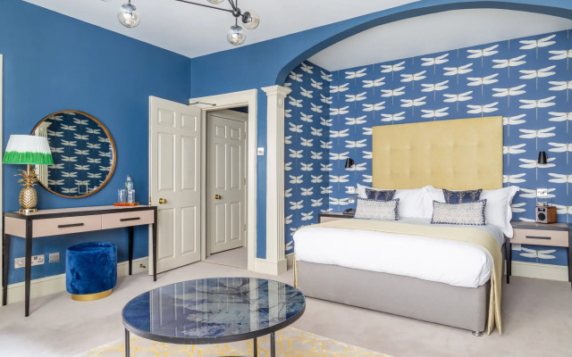 The Queensberry Hotel