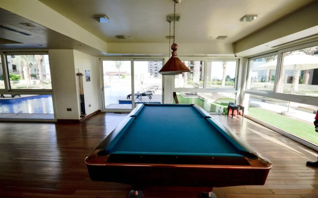 Frank Porter - Marina Residence 5