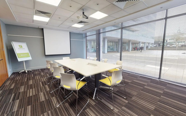 Holiday Inn Milton Keynes - Central by IHG