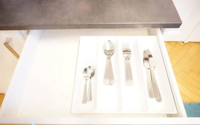 Urban City Apartment - Contactless Check-In