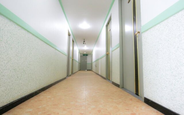 Boosung Park Motel
