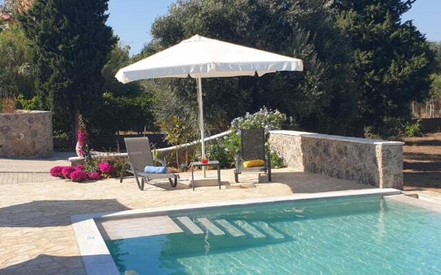 Hibiscus Suites