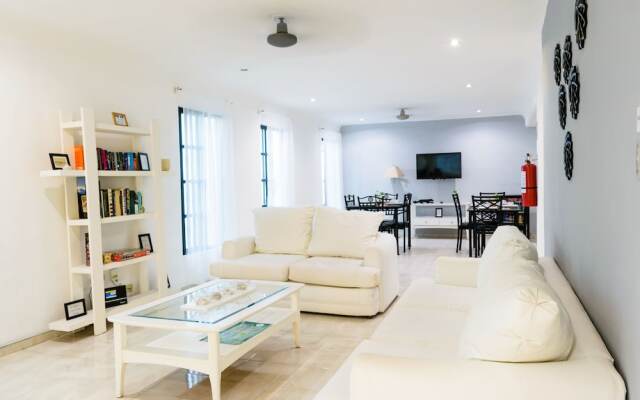 Casa Blanca Playa