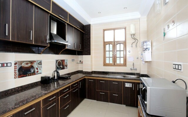 OYO 11905 Home Royal View Sec 6