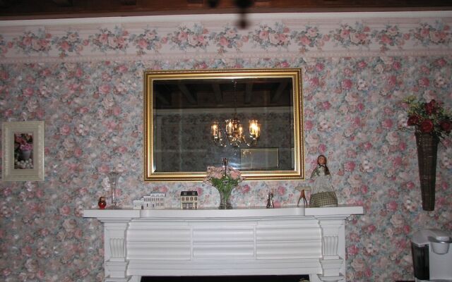 Vancleef Homestead Bed & Breakfast