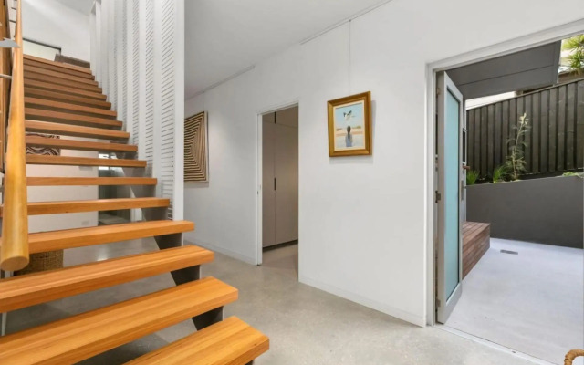 Seaview Tce Spectacular Home with Stunning Ocean and Headland Views