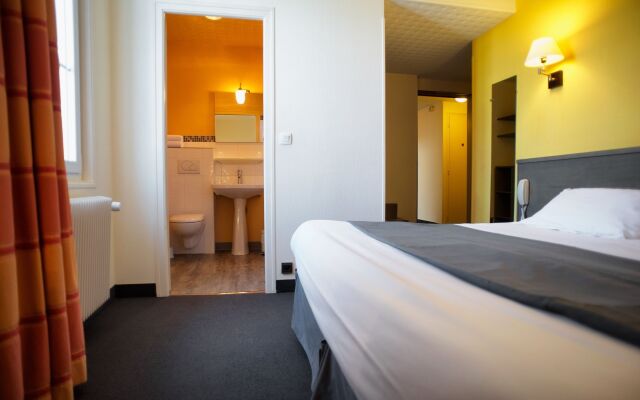 Brit Hotel Le Surcouf