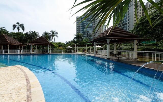 Apartamento c/ Piscina e Garagem | FL 960/520