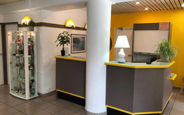 EGG HOTEL - HOTEL LES GENS DE MER Dieppe