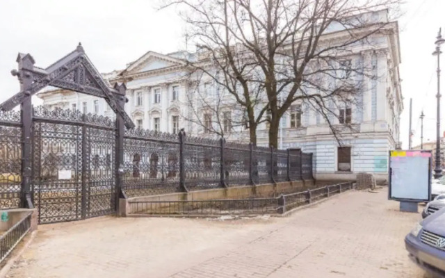 Dostoevskinn on Ligovsky Prospekt 64/66