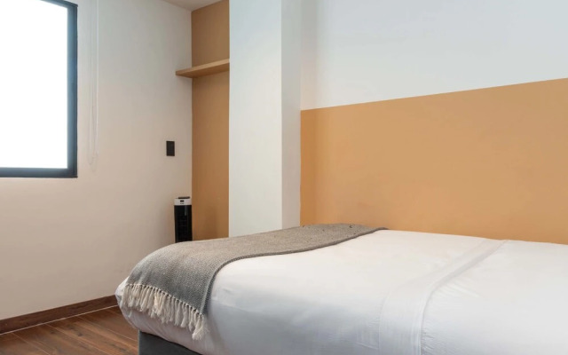 w Stunning 3BR With Terrace in Laureles