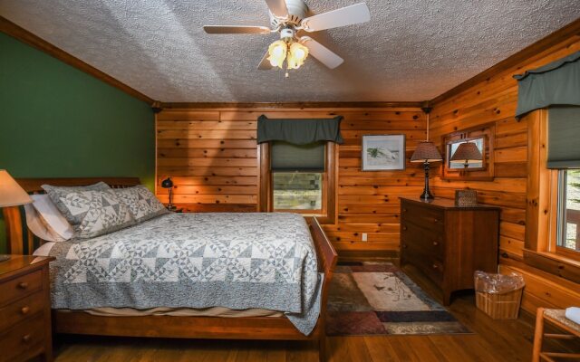 Schmidt Lodge 3 Bedroom House