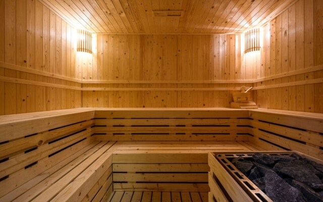 Deluxe apartment at Panora by Lofty