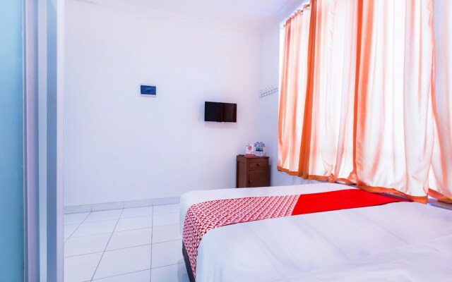 OYO 925 Grand Wijaya Bintaro