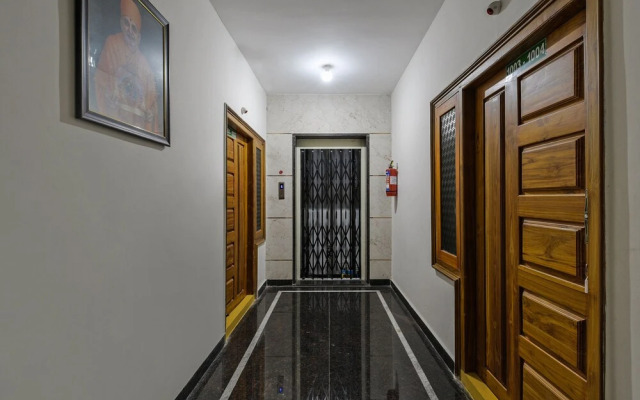 OYO 16469 Pramukh Hotels