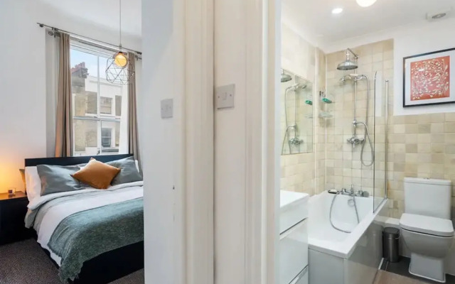 Stylish and Cosy 2BD Flat in Notting Hill