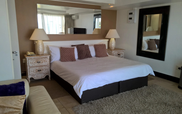 Sea Castle Hotel Camps Bay