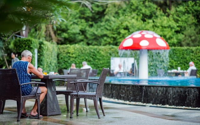 Golden Beach Cha-Am Hotel