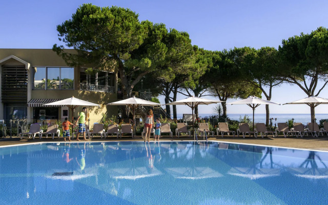 Le Village des Isles