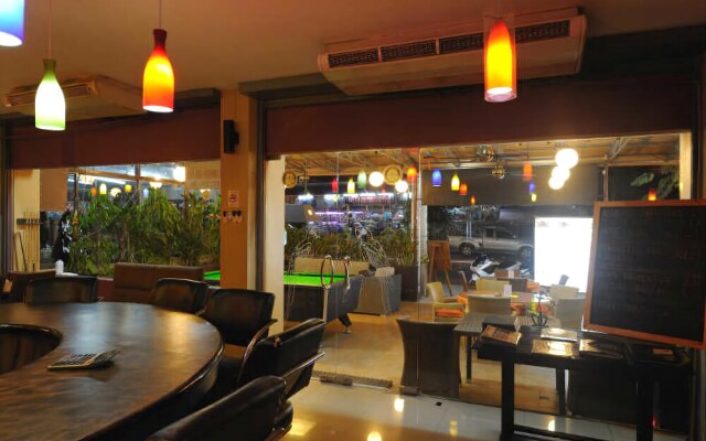 Le Parrot's Inn