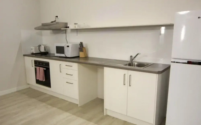Seafield Tower Glenelg Apartment no 1