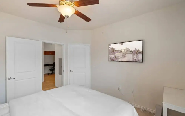 Luxury Penthouse of Lorton VA