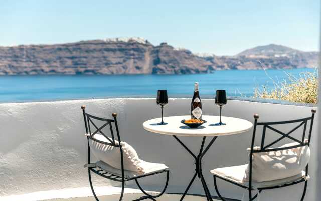 Pearl of Caldera Oia Boutique Hotel