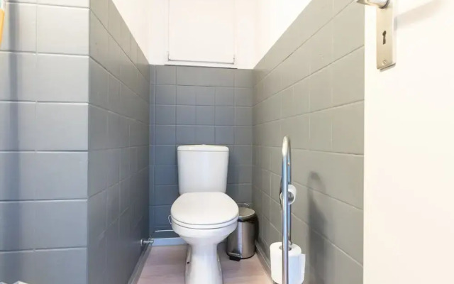 Ground-floor Gem by the Sea