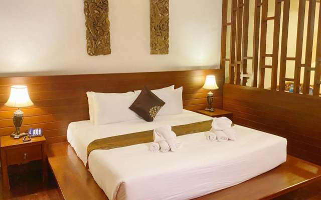 Arawan Riverside Hotel