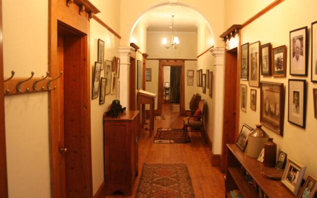 Leeuwenbosch Country House - Amakhala Game Reserve