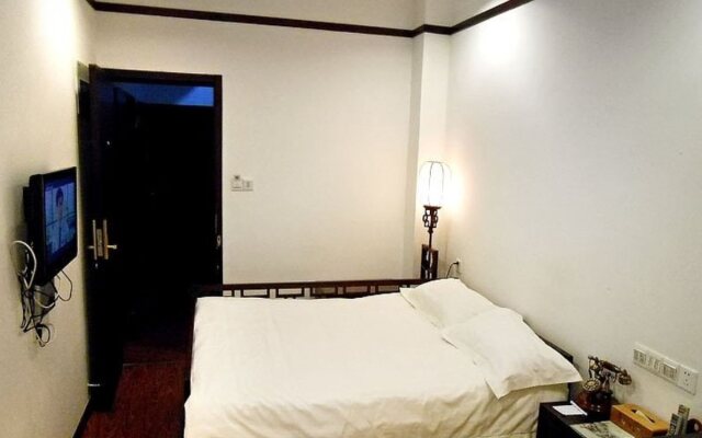 Tunxi Lodge